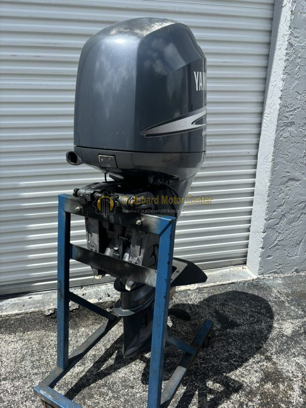 2007 Used Yamaha Four Stroke 150HP 150 HP Outboard Motor - Image 6