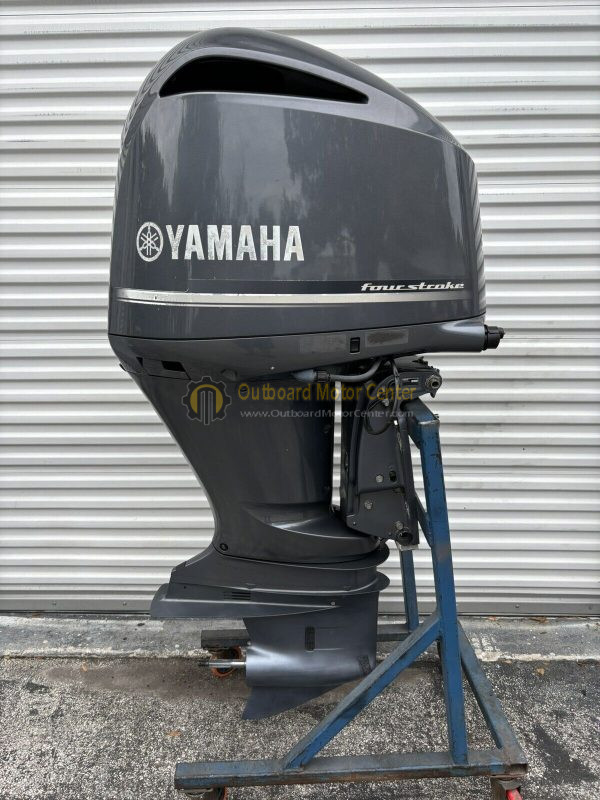 2013 Used Yamaha 300HP 300 HP Outboard Motor Four Stroke For Sale - Image 5