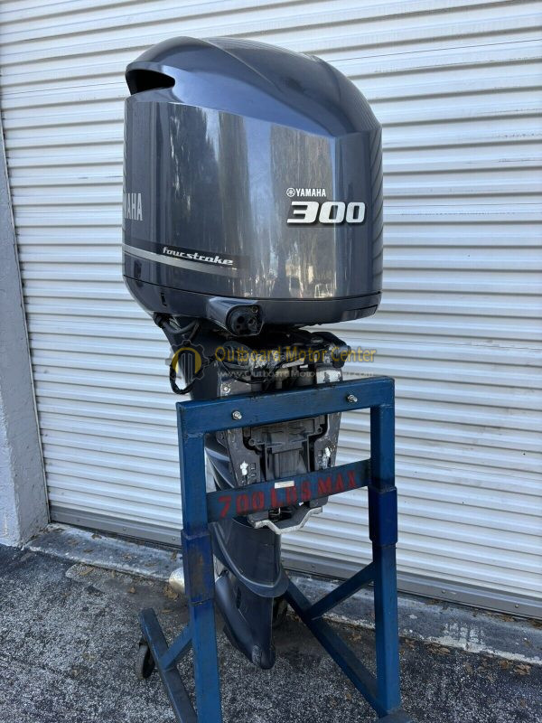2019 Used Yamaha Four Stroke 300HP 300 HP Outboard Motor - Image 7