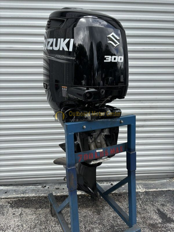 2020 Used Suzuki Four Stroke 300HP 300 HP Outboard Motor - Image 3