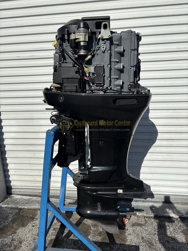 2015 Suzuki 150hp Four Stroke Outboard Motor - Image 3